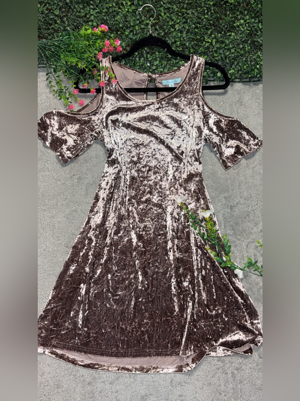 Crushed Velvet Cold-Shoulder Midi Dress in Taupe